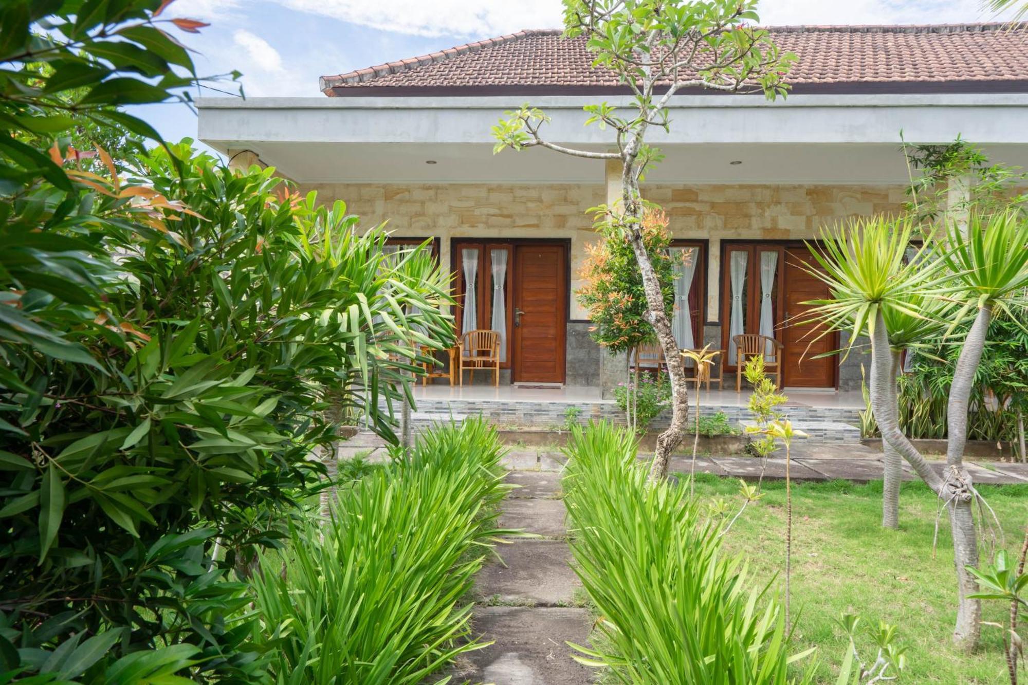 Omah Nusa Villa Redpartner Toyapakeh Esterno foto